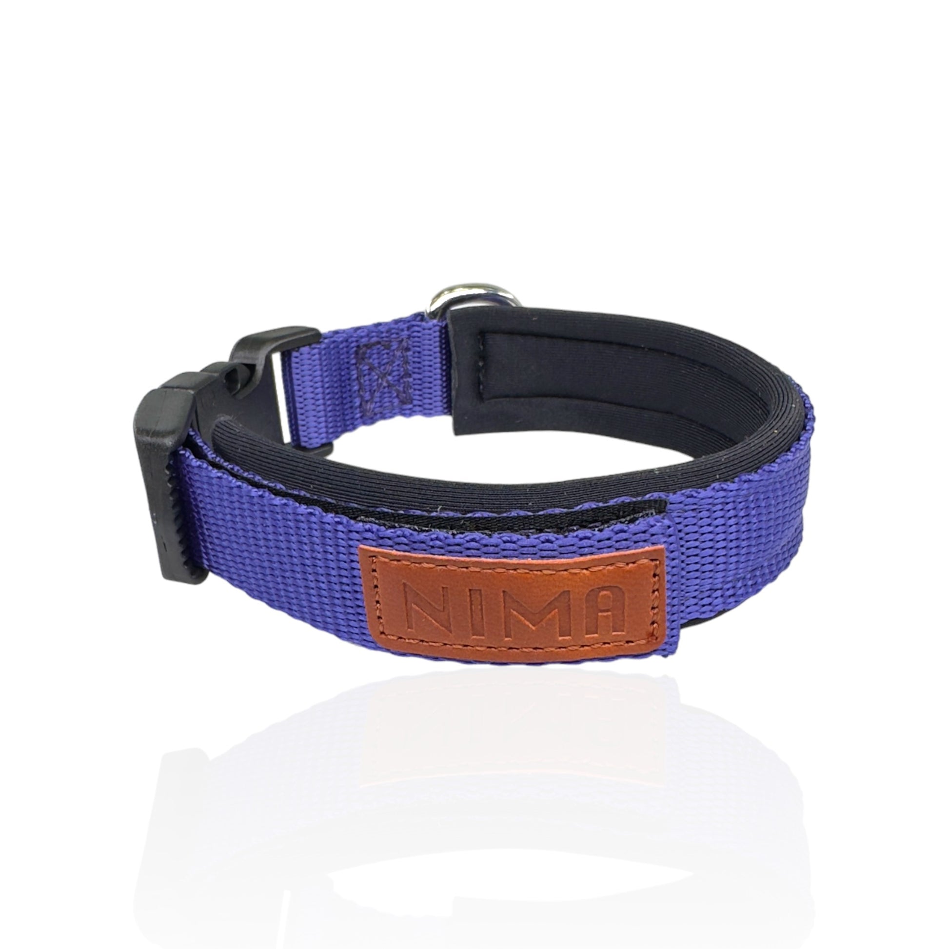 Il Nostro Collare per cane regolabile è progettato per offrire il massimo comfort e adattarsi perfettamente alla taglia del tuo fedele amico. Realizzato con materiali di alta qualità e curato nei minimi dettagli, questo collare unisce funzionalità e stile in un unico prodotto.