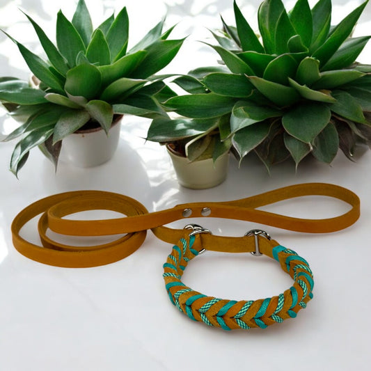 Guinzaglio Retriever in Cuoio Nabuk Caramello – Robusto, Elegante e Confortevole per Cani di Tutte le Taglie